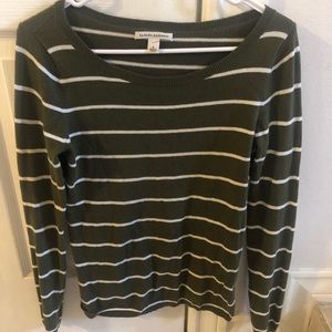 Women’s Banana Republic Women’s small striped sweater